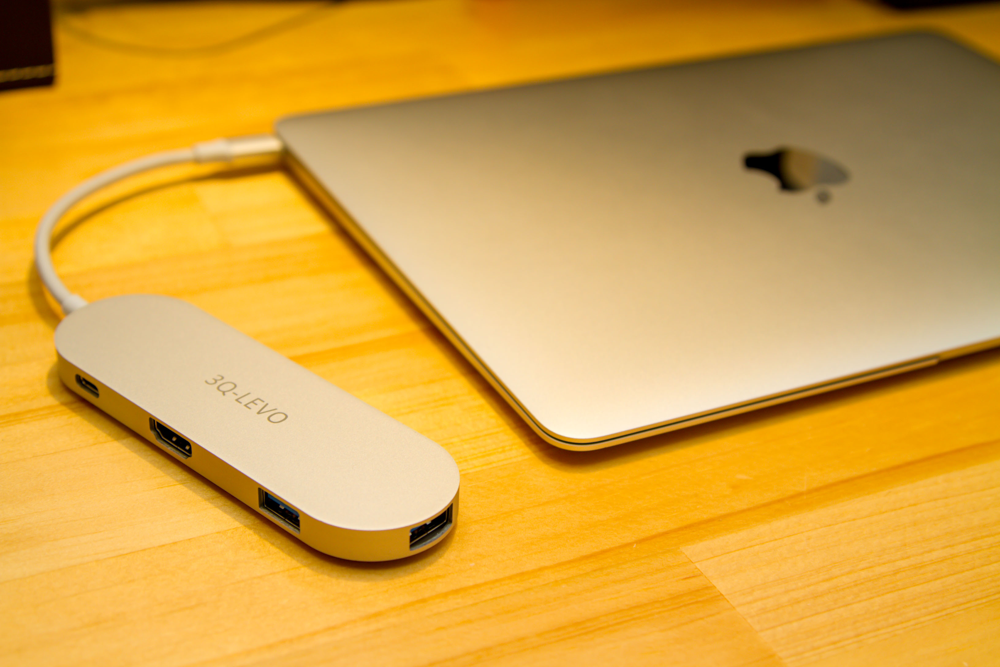 [レビュー]　MacBookの必需品！3Q-LEVO Type-C USBハブ 　デュアルディスプレイにも最適！